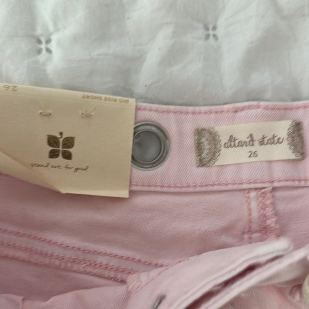 Pink Frayed Women's Shorts - Picture 4 of 6